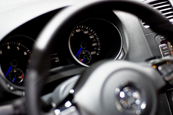 golf-r-tacho