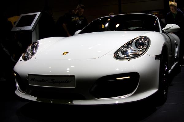 porsche-boxster-spyder-front