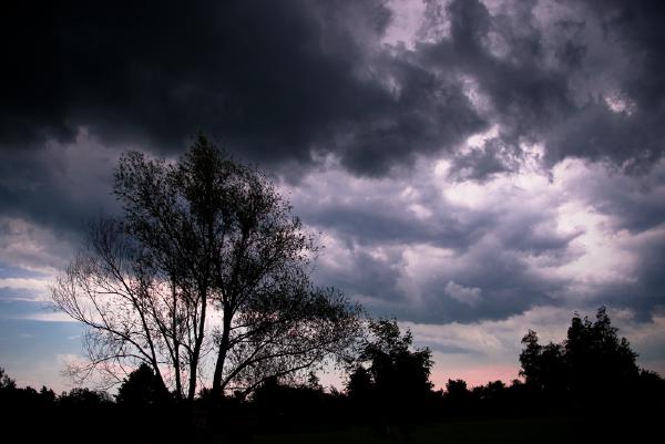 unwetter-wolken