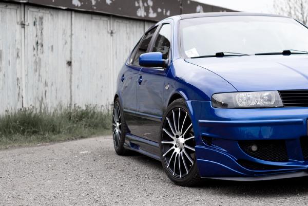 seat-leon-1