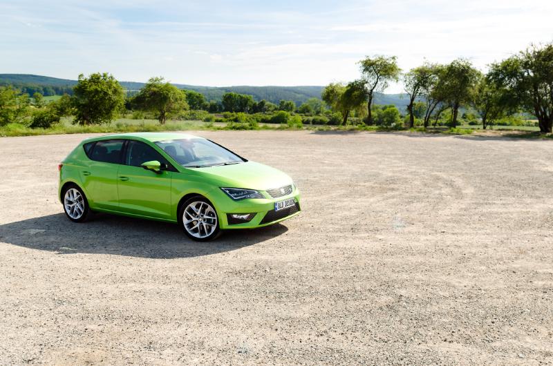 parkplatz-seat-leon-fr