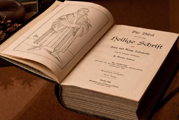 alte-bibel